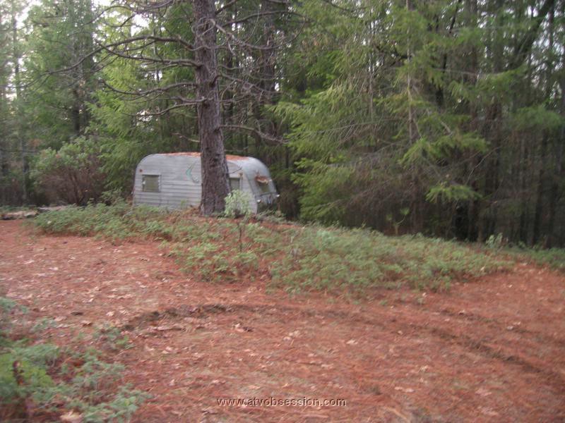 35. Riding on this narrow trail...we found a Deliverance Trailer...we left..jpg