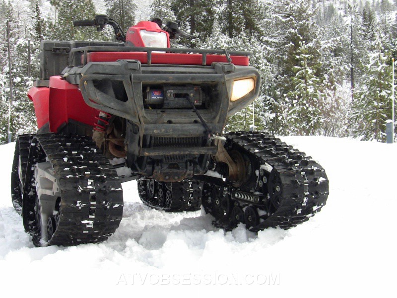 02. Yes..I know my headlight is out...focus people..jpg