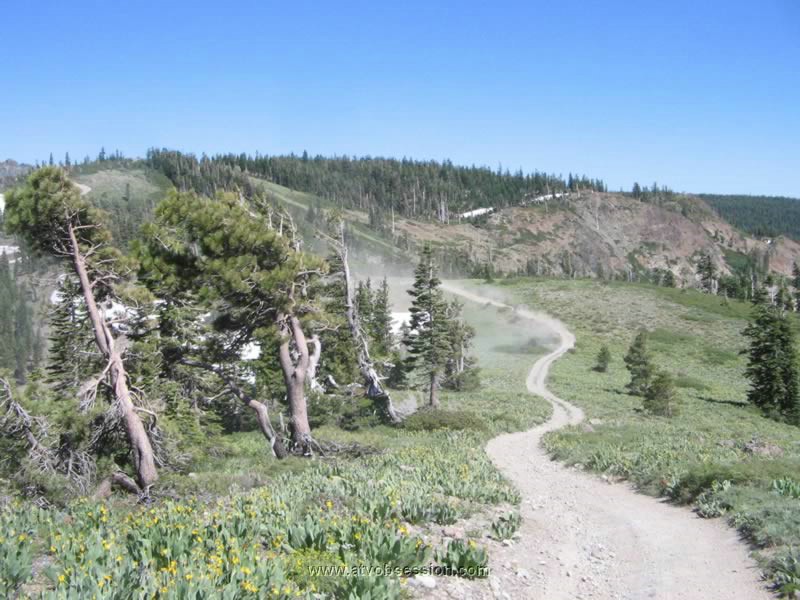 055. A plume of dust as we head up to 7,300 ft..jpg