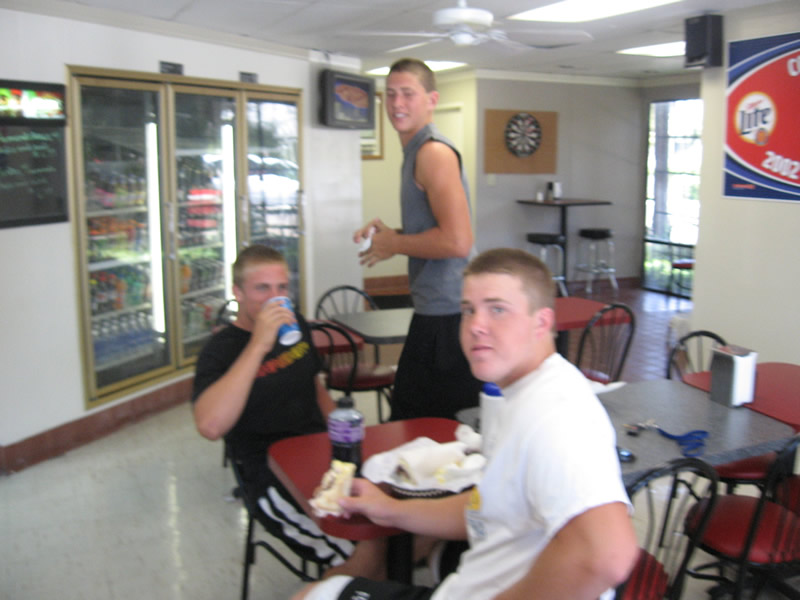 01. Lunch at Tasty Subs..jpg