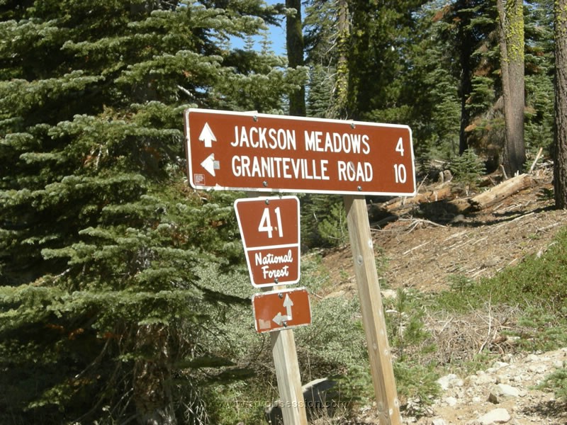 081. Turn left...and you're headed back to Grass Valley..jpg