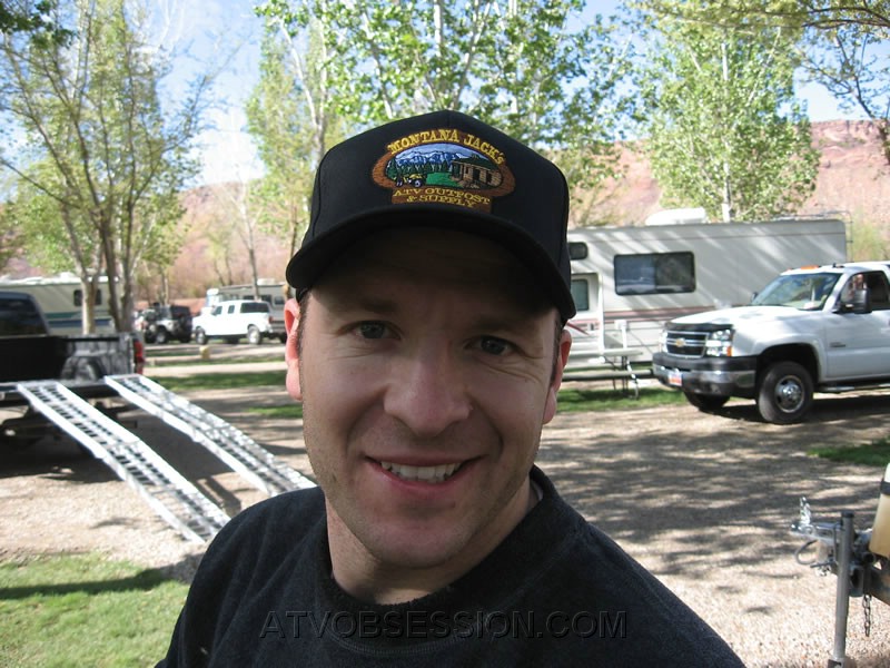 029. Free swag...Dusty displays his new Montana Jack's hat..jpg