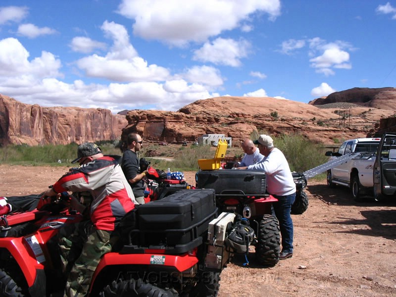 049. Ken starts his bike, while Dusty and Steve chat..jpg