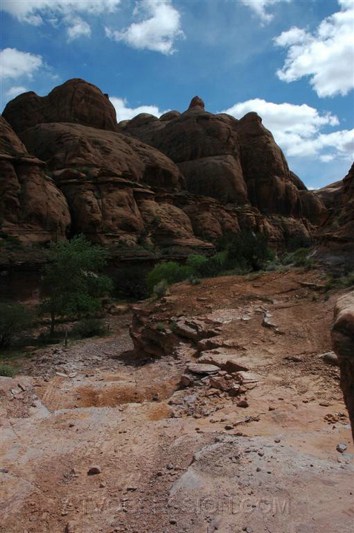 018. There's the ledge..jpg