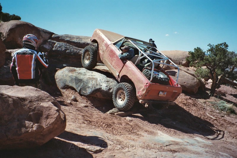 030. He went up it pretty easy..jpg