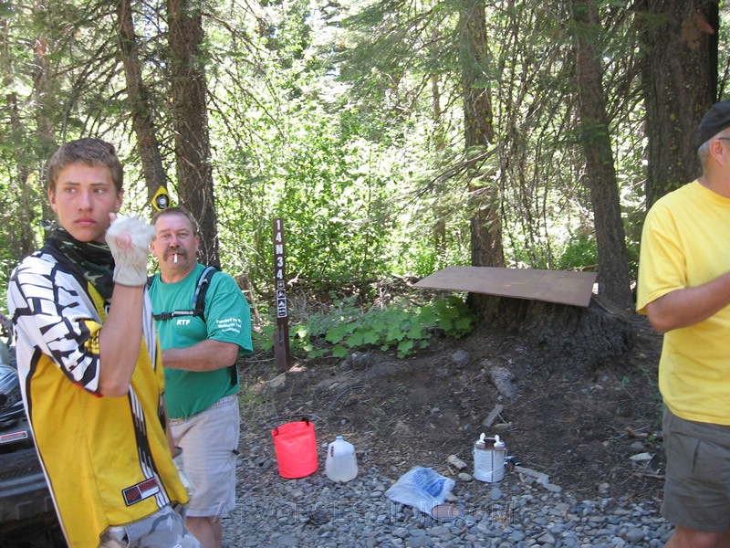 33. We take a break at this FOTR work party..jpg