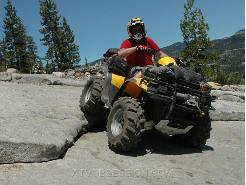 082. Ryan using some body english..jpg