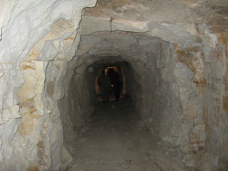 088. Bob and Ed take off and start exploring..jpg