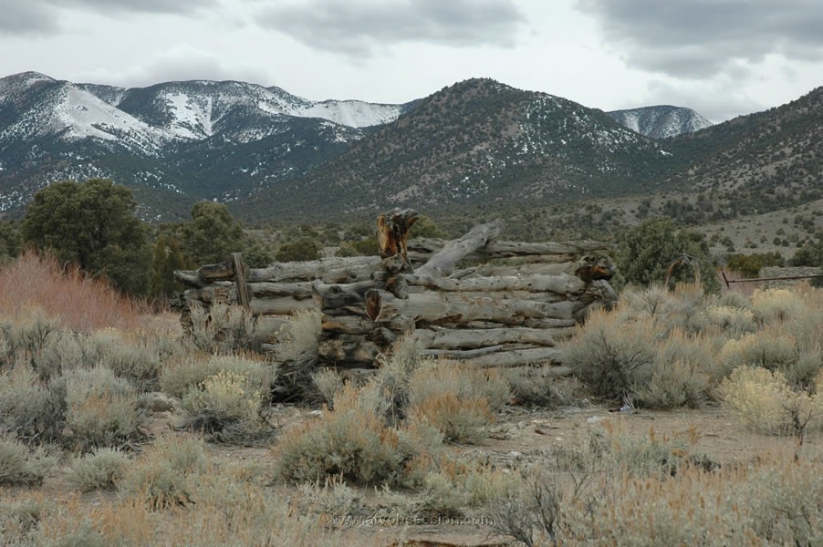 162. Another building in worse shape..jpg