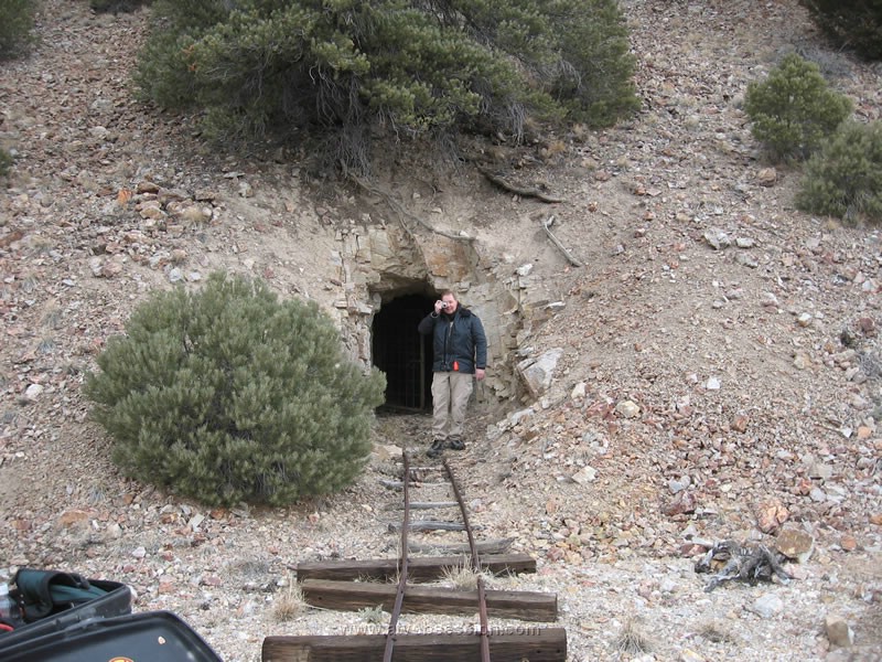 189. Bob takes another photo of....jpg