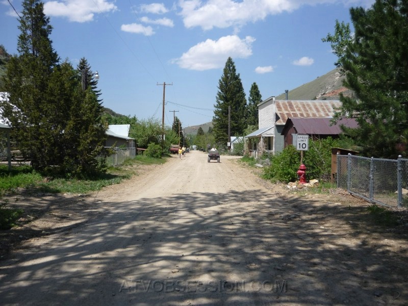 53.Jarbidge road thru town.jpg